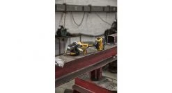 Meuleuse d'angle sans fil DeWalt DCG405NT - Meuleuse sans fil Li-Ion 18V (machine seule) dans TSAK - 125 mm - moteur brushless - DCG405NT-XJ -DeWALT Soldes 2022 80aa05bcf8bcc2b20d8cc8dd6f195471