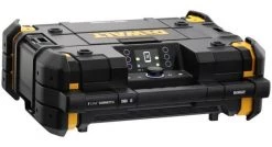 Radio de chantier sans fil Dewalt DWST1-81078 - Radio de chantier Li-Ion 10,8-54V - avec fonction chargeur - sur secteur & batterie - DWST1-81078-QW 13 Radio de chantier sans fil Dewalt DWST1-81078 - Radio de chantier Li-Ion 10,8-54V - avec fonction chargeur - sur secteur & batterie - DWST1-81078-QW -DeWALT Soldes 2022 a5f9406a027e8c8b57f3d802684e08b7